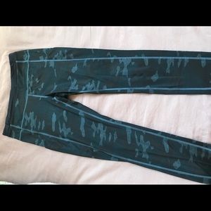 Lululemon Blue Camo Speed Tight